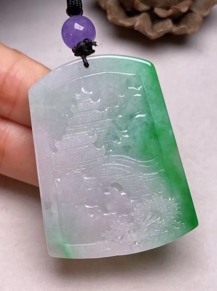 冰糯种飘绿【前程锦绣】吊坠，种水好，玉质细腻 ，卖相好‘