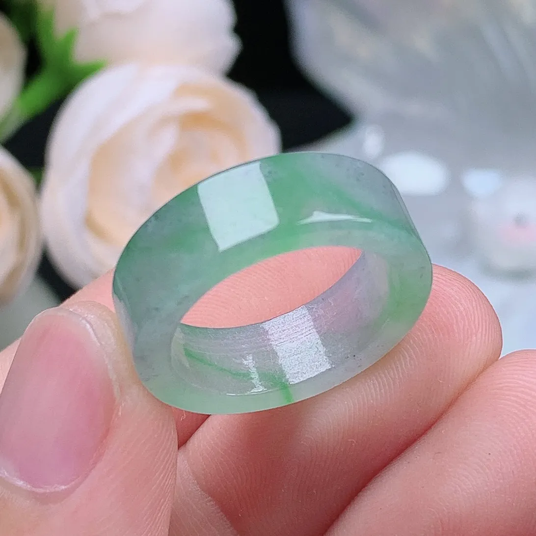 缅甸翡翠老坑冰种飘阳绿方戒戒指玉指环  水润通透 尺寸：17.1-6.8-2.9mm 14号圈口3S