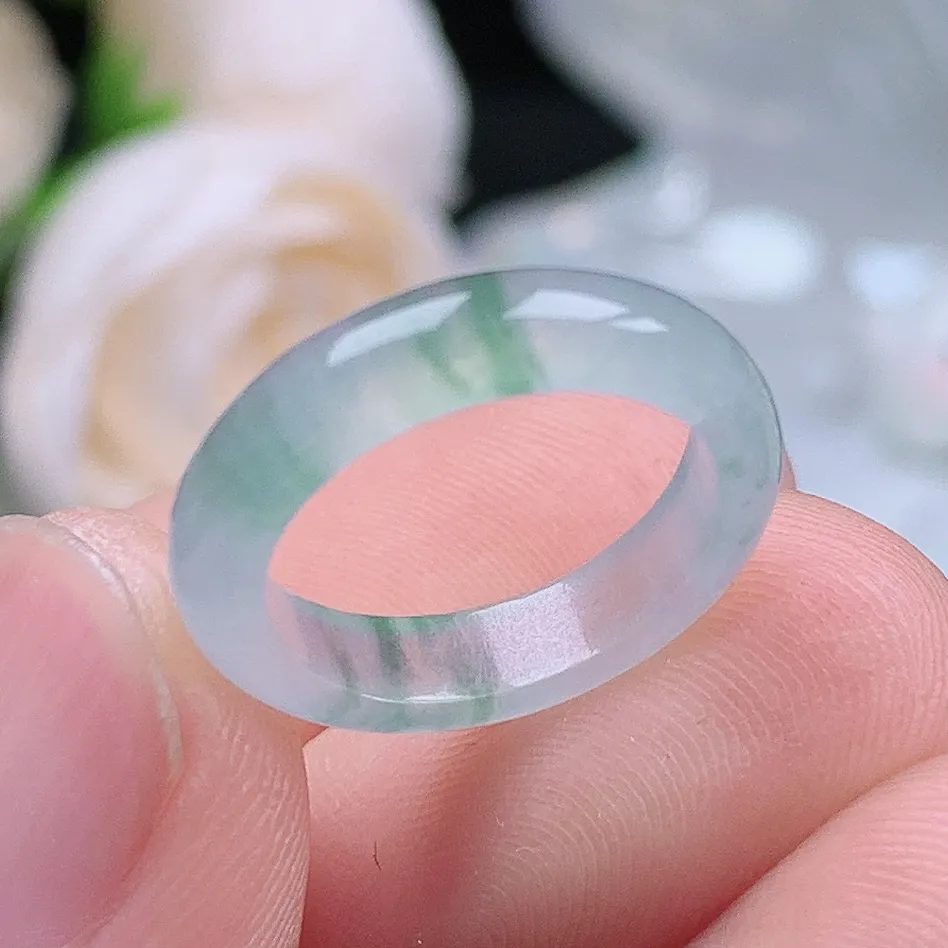 缅甸翡翠老坑冰种翡翠水润起胶飘花戒指玉指环  水润通透 尺寸：14.2-3.9-2.7mm 6号圈口4S