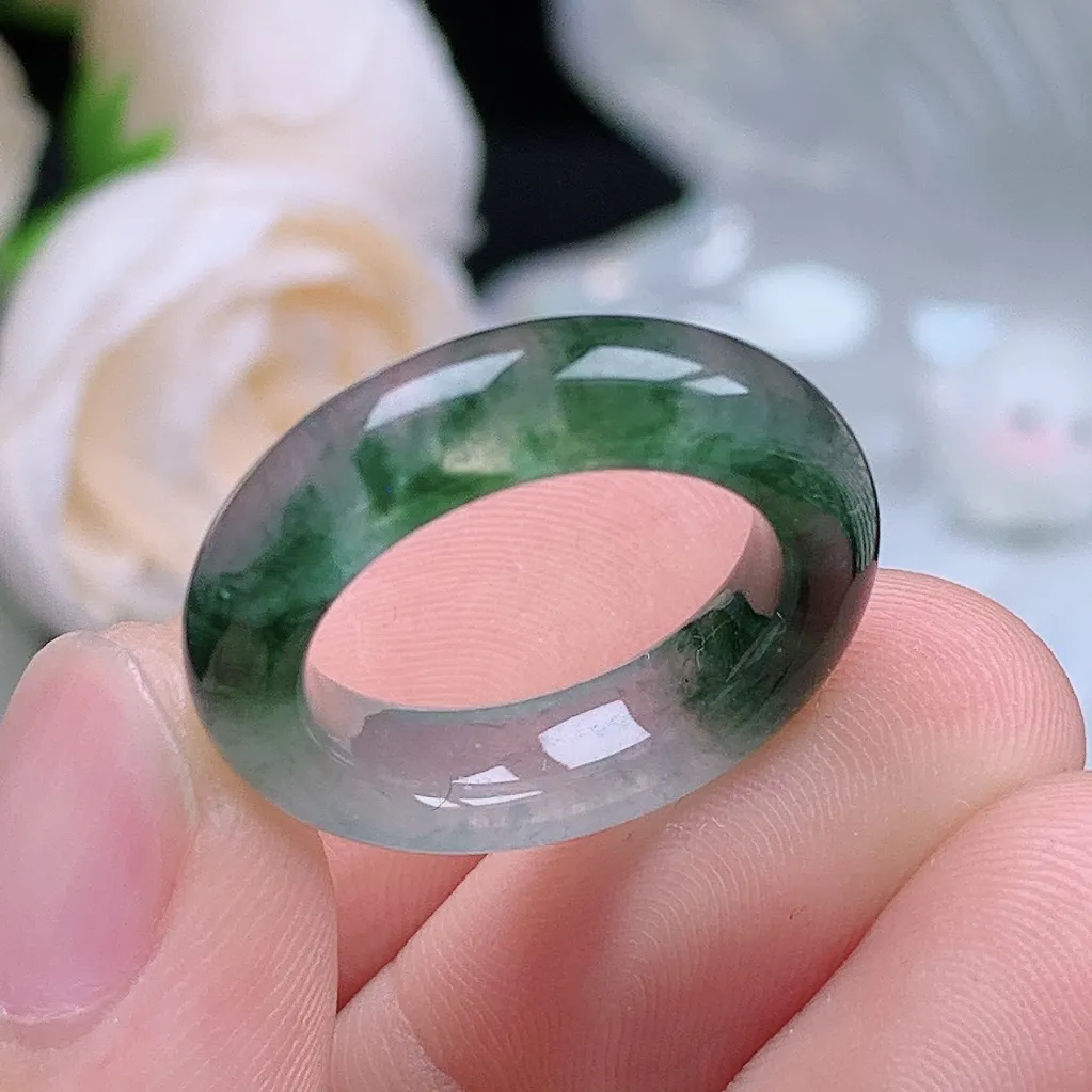 缅甸翡翠老坑冰种水润起胶飘花戒指玉指环  水润通透 尺寸：15.9-5.5-4.1mm 11号圈口3S
