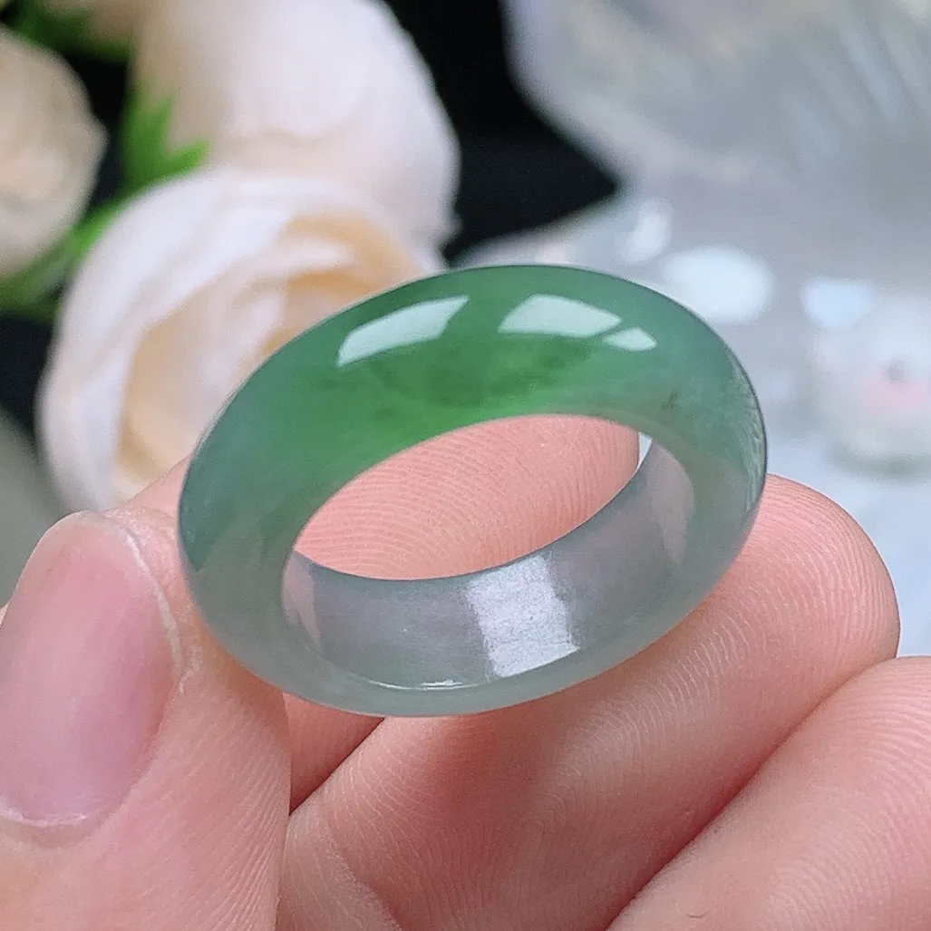 缅甸翡翠老坑种翡翠水润起胶飘绿花戒指玉指环  水润通透 尺寸：17.1-6.6-3.8mm 14号圈口4S