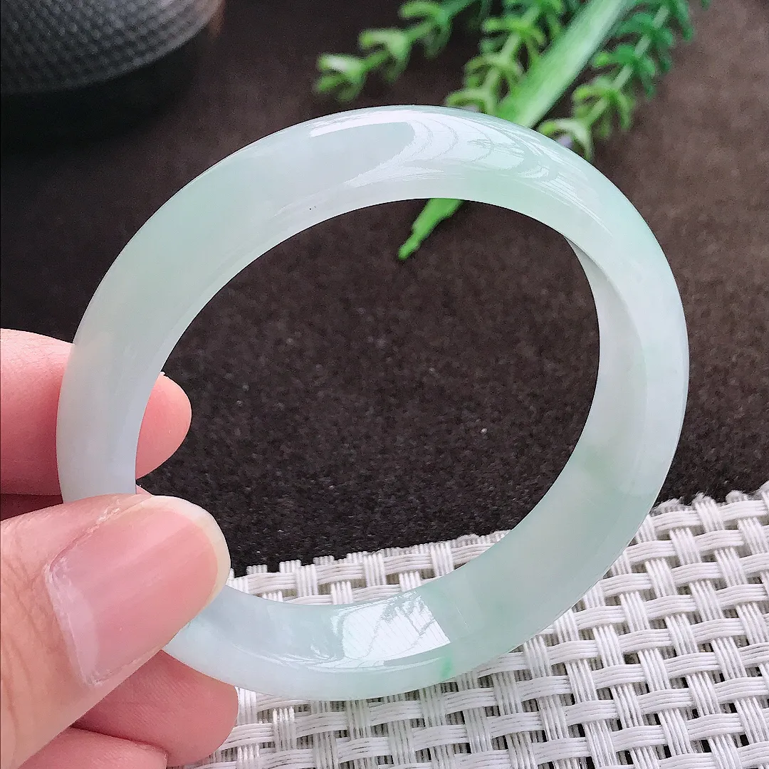 天然a货翡翠52/12.8/6.8老坑冰胶果冻飘花手镯宽小圈口翡翠玉手镯