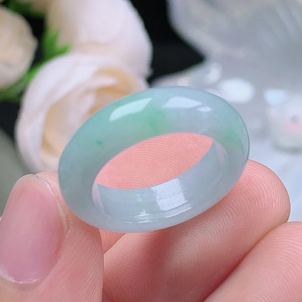 缅甸翡翠老坑种翡翠水润飘绿戒指玉指环  水润通透 尺寸：16.7-5.7-3.5mm 13号圈口4S