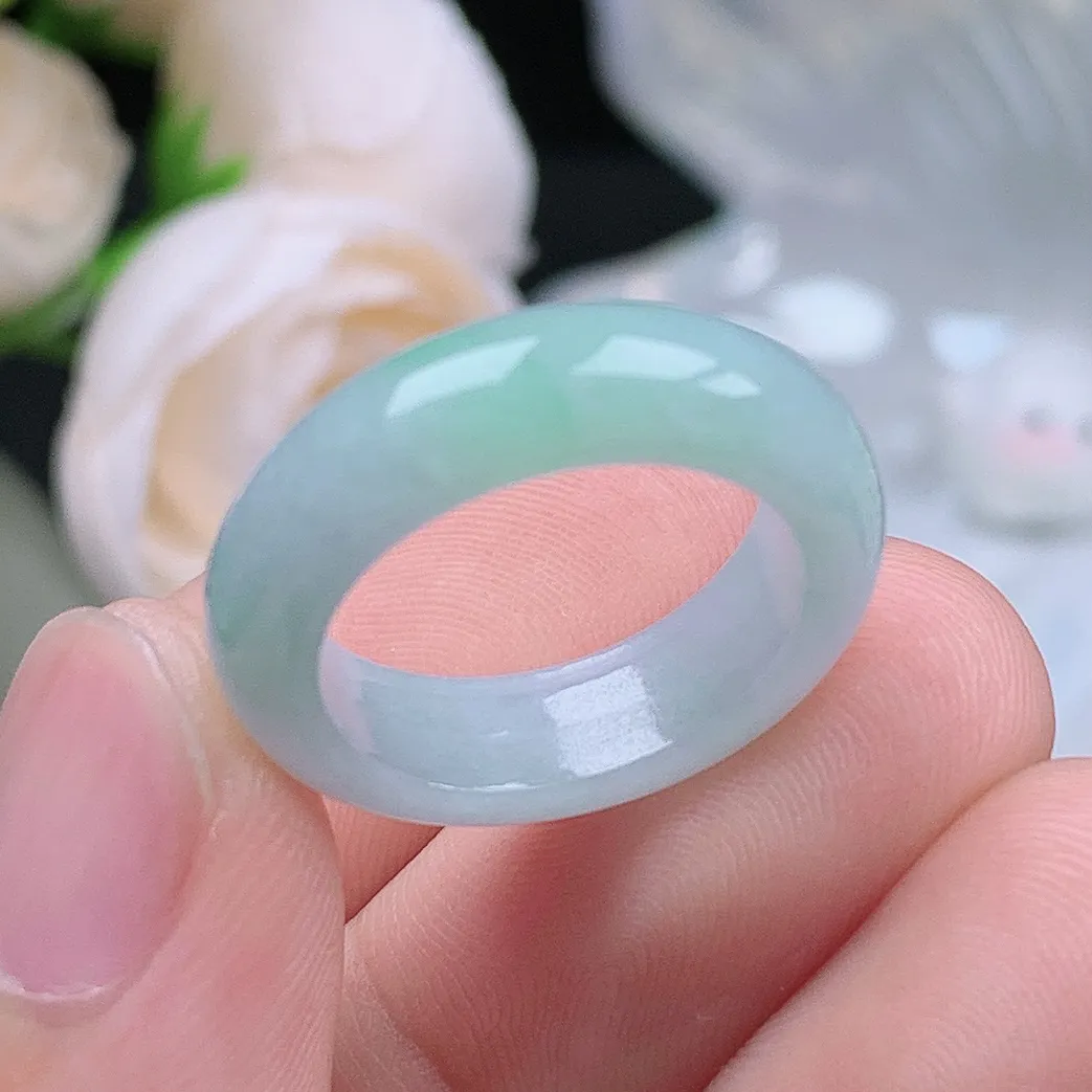 缅甸翡翠老坑种翡翠水润飘绿戒指玉指环  水润通透 尺寸：16.7-5.7-3.5mm 13号圈口4S