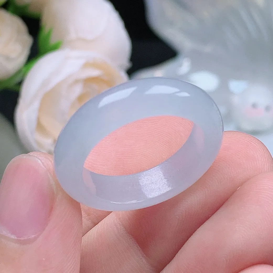 缅甸翡翠老坑种翡翠水润起胶白月光戒指玉指环  水润通透 尺寸：19.6-6.2-3.9mm 21-22号圈口4S