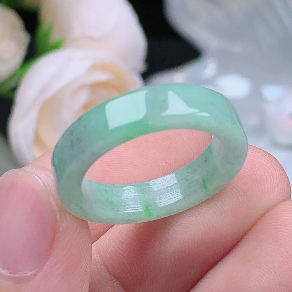 缅甸翡翠老坑种翡翠水润乌鸡飘绿方戒指玉指环  水润通透 尺寸：18.1-5-3.1mm 17号圈口4S