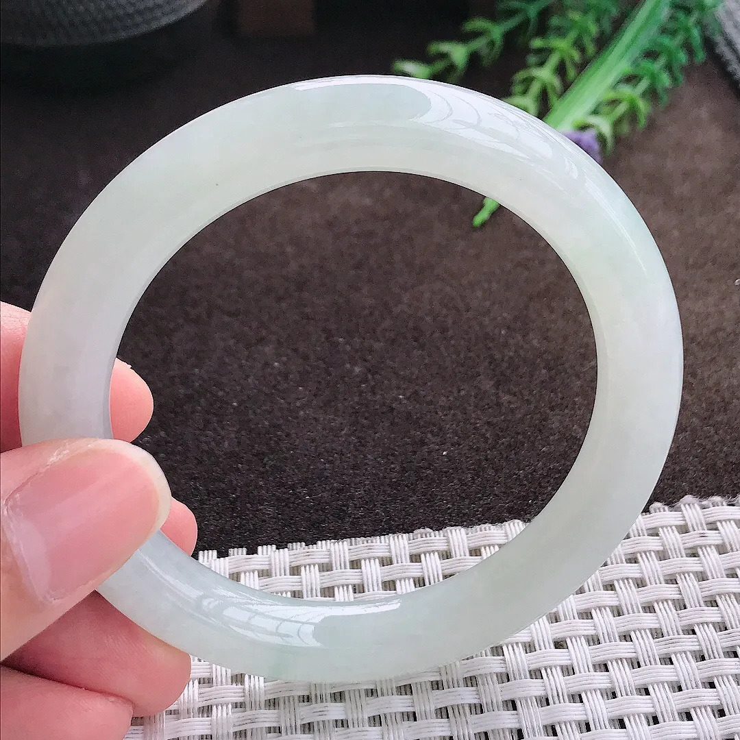 天然a货翡翠56/9.5老坑冰胶水灵冰晴底圆条手镯翡翠玉手镯