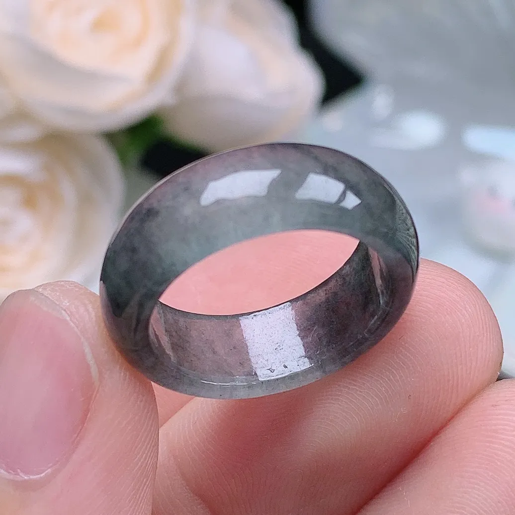 缅甸翡翠老坑冰种水润起胶冰乌鸡戒指玉指环  水润通透 尺寸：17.3-7.1-3mm 14-15号圈