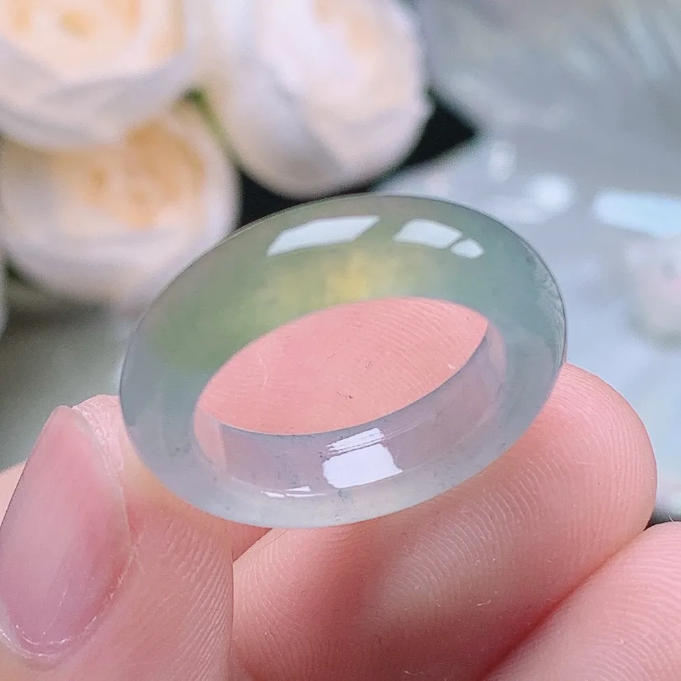 缅甸老坑冰种翡翠起胶冰黄飘乌鸡翡戒指玉指环  水润通透 尺寸：16.8-5.6-3.7mm 13号圈口4S