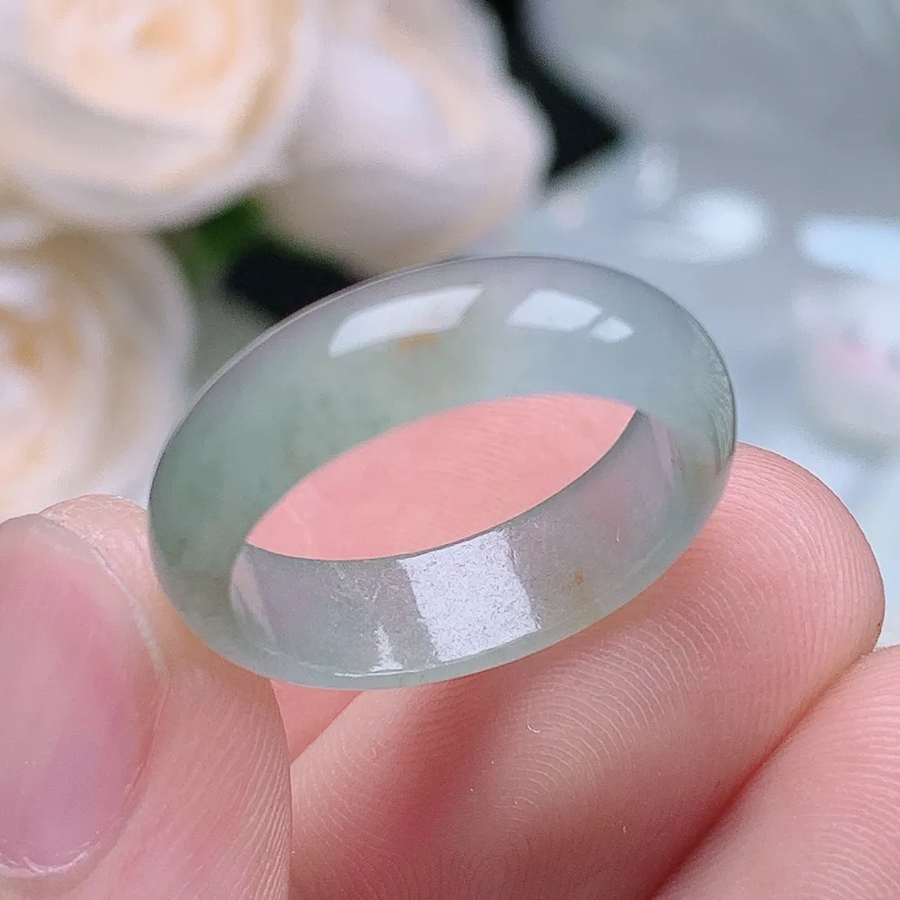 缅甸翡翠老坑种水润起胶撒金戒指玉指环  水润通透 尺寸：17.2-5.6-2.7mm 14-15号圈口3S