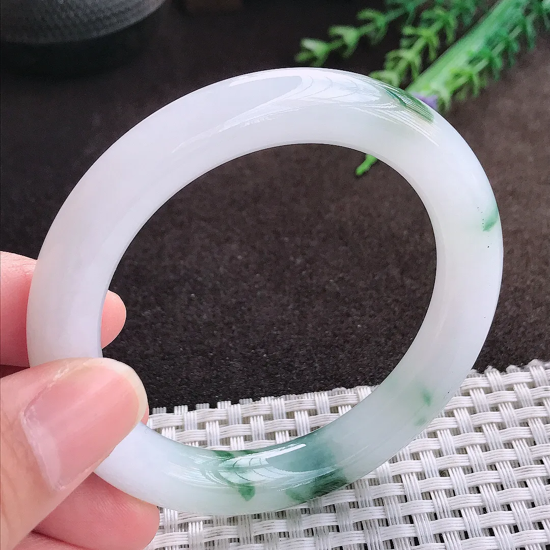 天然a货翡翠54.8/10.3/10老坑冰胶水灵飘花圆条手镯翡翠玉手镯