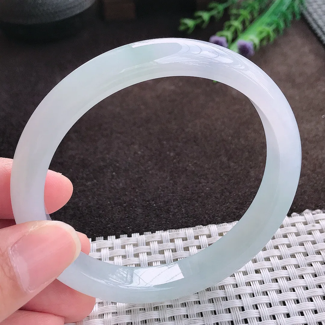 天然a货翡翠63/10.8/8老坑冰胶果冻月光彩大圈口手镯宽边翡翠玉手镯