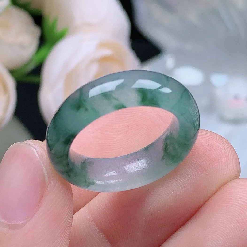 缅甸翡翠老坑冰种水润起胶飘花戒指玉指环  水润通透 尺寸：17.2-6.6-4mm 15号圈口3S