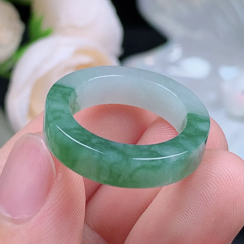 缅甸翡翠老坑种翡翠水润起胶半山水飘花方戒指玉指环  水润通透 尺寸：18.1-5.6-3.8mm 17号圈口4S