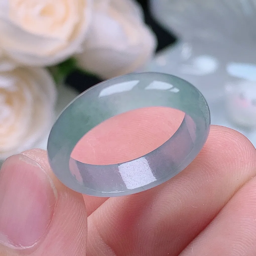 缅甸翡翠老坑种水润起胶飘花戒指玉指环  水润通透 尺寸：18.2-5.4-2.8mm 18号圈口3S