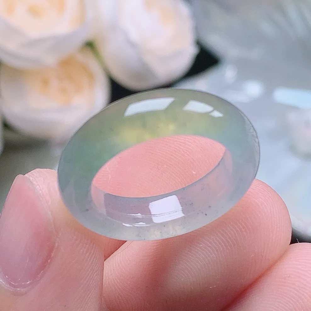 缅甸老坑冰种翡翠起胶冰黄飘乌鸡翡戒指玉指环  水润通透 尺寸：16.8-5.6-3.7mm 13号圈口4S