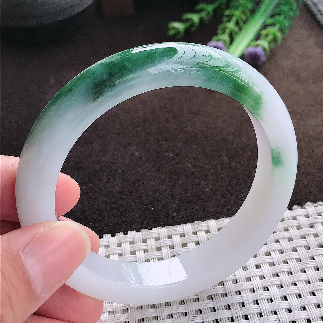天然a货翡翠58/12.1/8.8老坑冰润起胶特色飘花手镯宽边翡翠玉手镯
