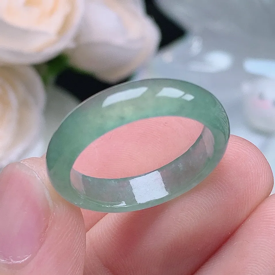 缅甸翡翠老坑冰种翡翠水润起胶晴水戒指玉指环  水润通透 尺寸：19.1-5.2-2.8mm 20号圈口4S