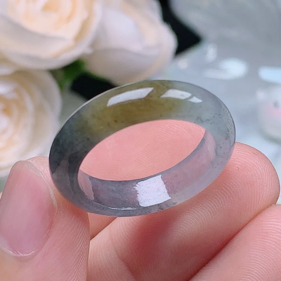 缅甸翡翠老坑冰种水润冰乌鸡戒指玉指环  水润通透 尺寸：19.3-5.8-3.6mm 20-21号圈口3S