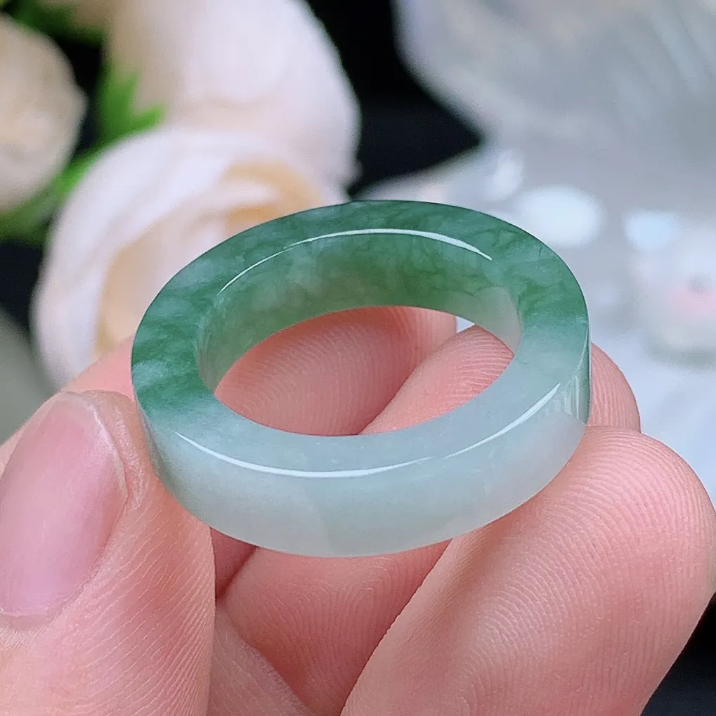 缅甸翡翠老坑种翡翠水润起胶半山水飘花方戒指玉指环  水润通透 尺寸：18.1-5.6-3.8mm 17号圈口4S