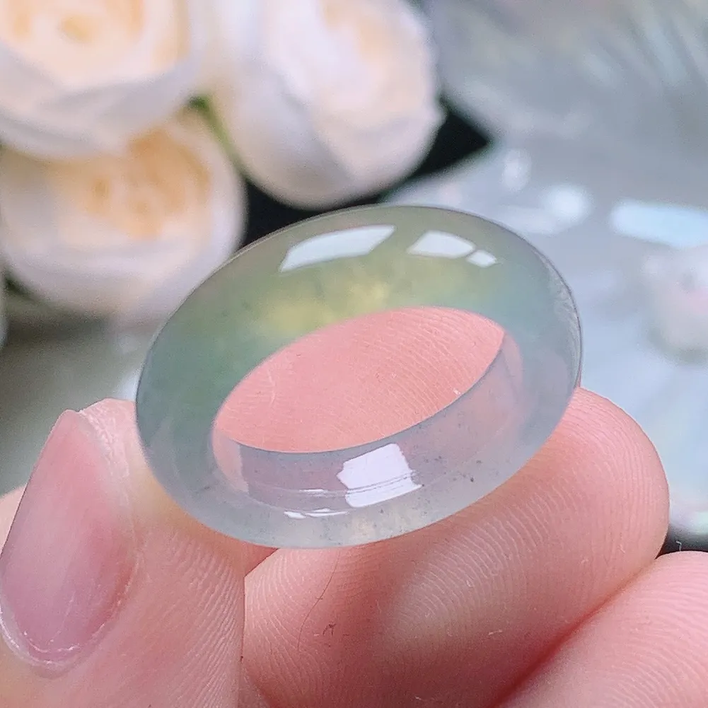 缅甸老坑冰种翡翠起胶冰黄飘乌鸡翡戒指玉指环  水润通透 尺寸：16.8-5.6-3.7mm 13号圈