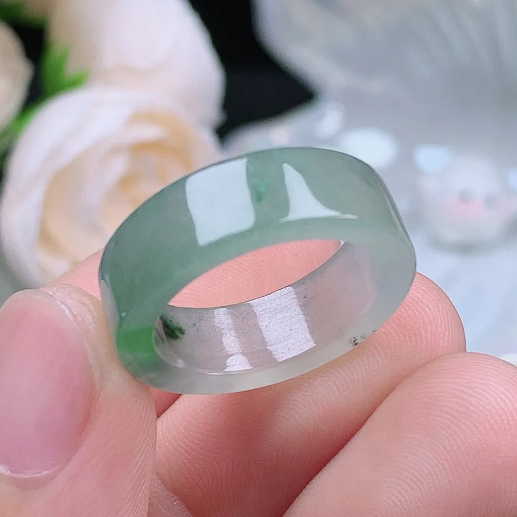 缅甸翡翠老坑冰种水润起胶飘绿方戒指玉指环  水润通透 尺寸：17.3-6.7-2.9mm 14-15号圈口3S