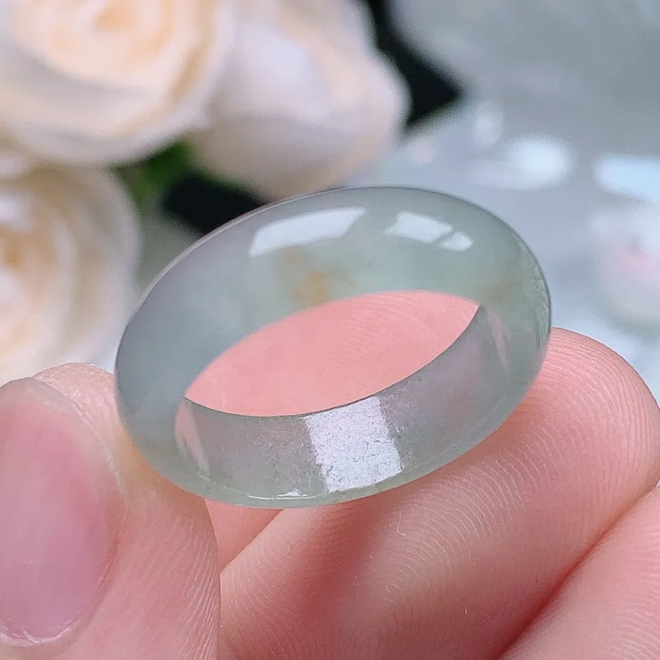 缅甸翡翠老坑种水润起胶撒金戒指玉指环  水润通透 尺寸：17.2-5.6-2.7mm 14-15号圈口3S