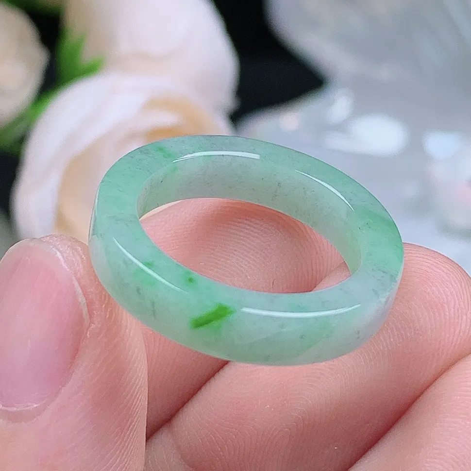 缅甸翡翠老坑种翡翠水润乌鸡飘绿方戒指玉指环  水润通透 尺寸：18.1-5-3.1mm 17号圈口4S