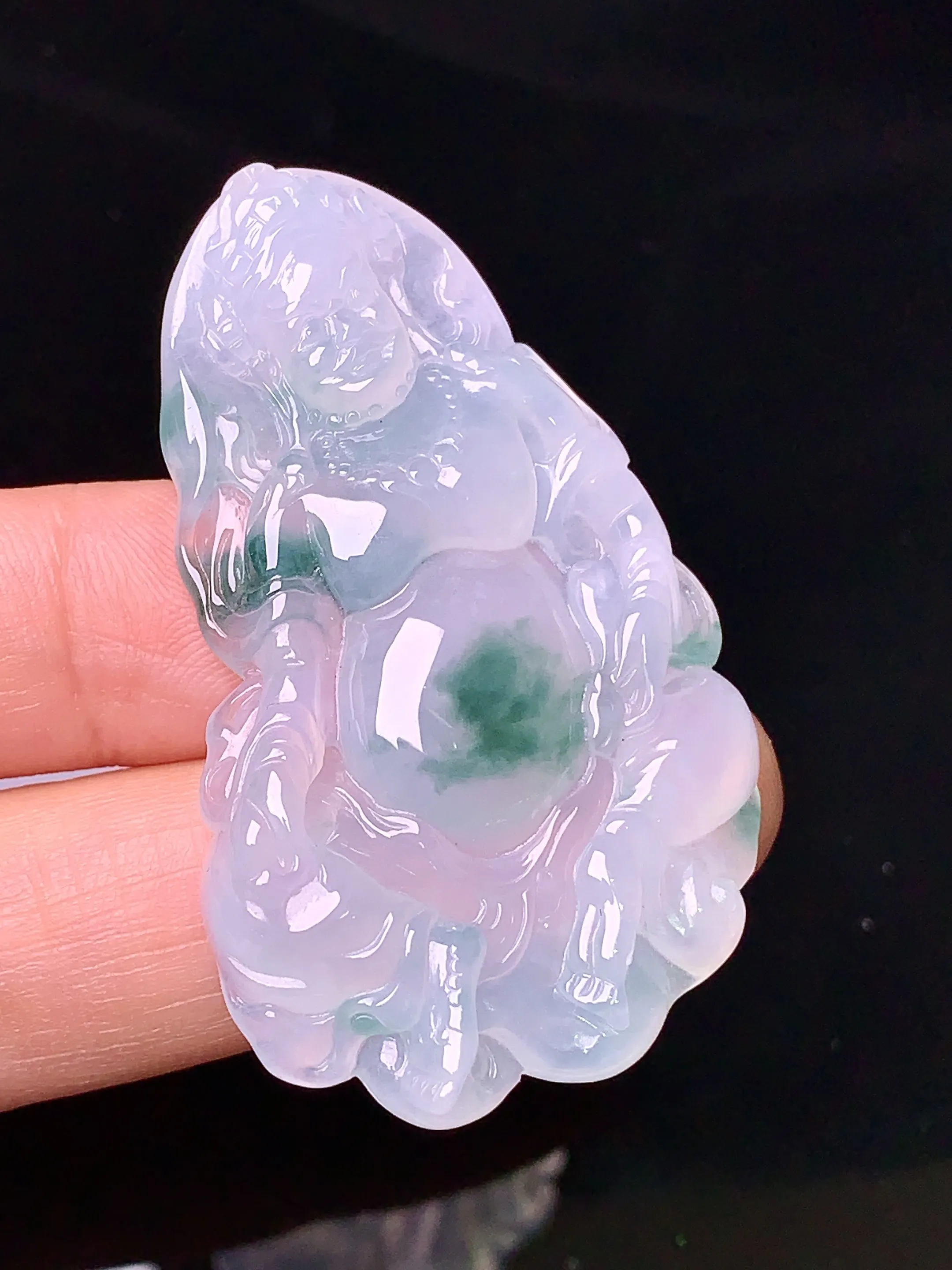 冰种飘绿黄财神吊坠 玉质细腻 色泽清新艳丽 整体尺寸48.5*28.8*5