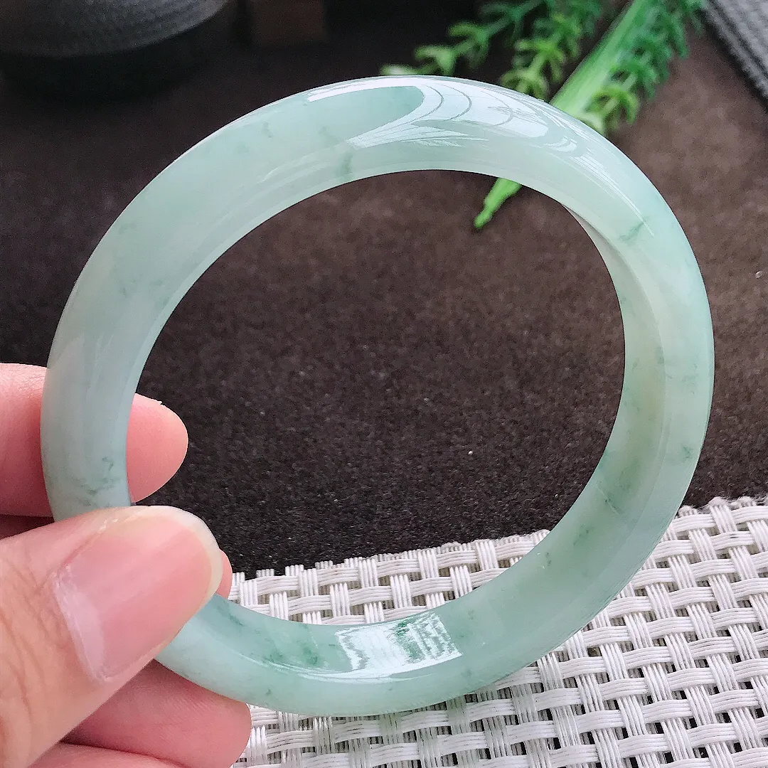 天然a货翡翠60.5/12.2/8大圈口老坑冰润起胶飘花手镯宽边翡翠玉手镯