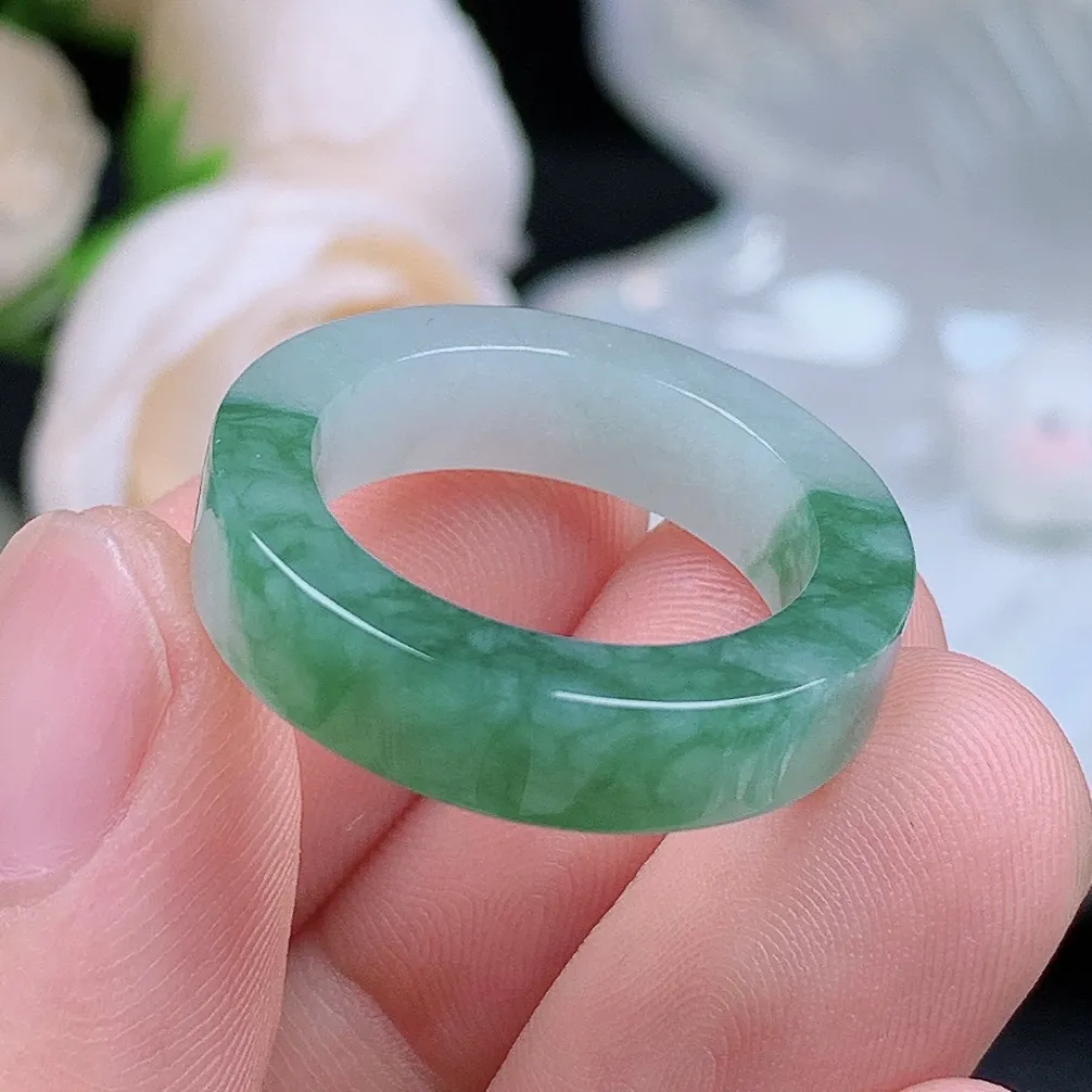 缅甸翡翠老坑种翡翠水润起胶半山水飘花方戒指玉指环  水润通透 尺寸：18.1-5.6-3.8mm 1