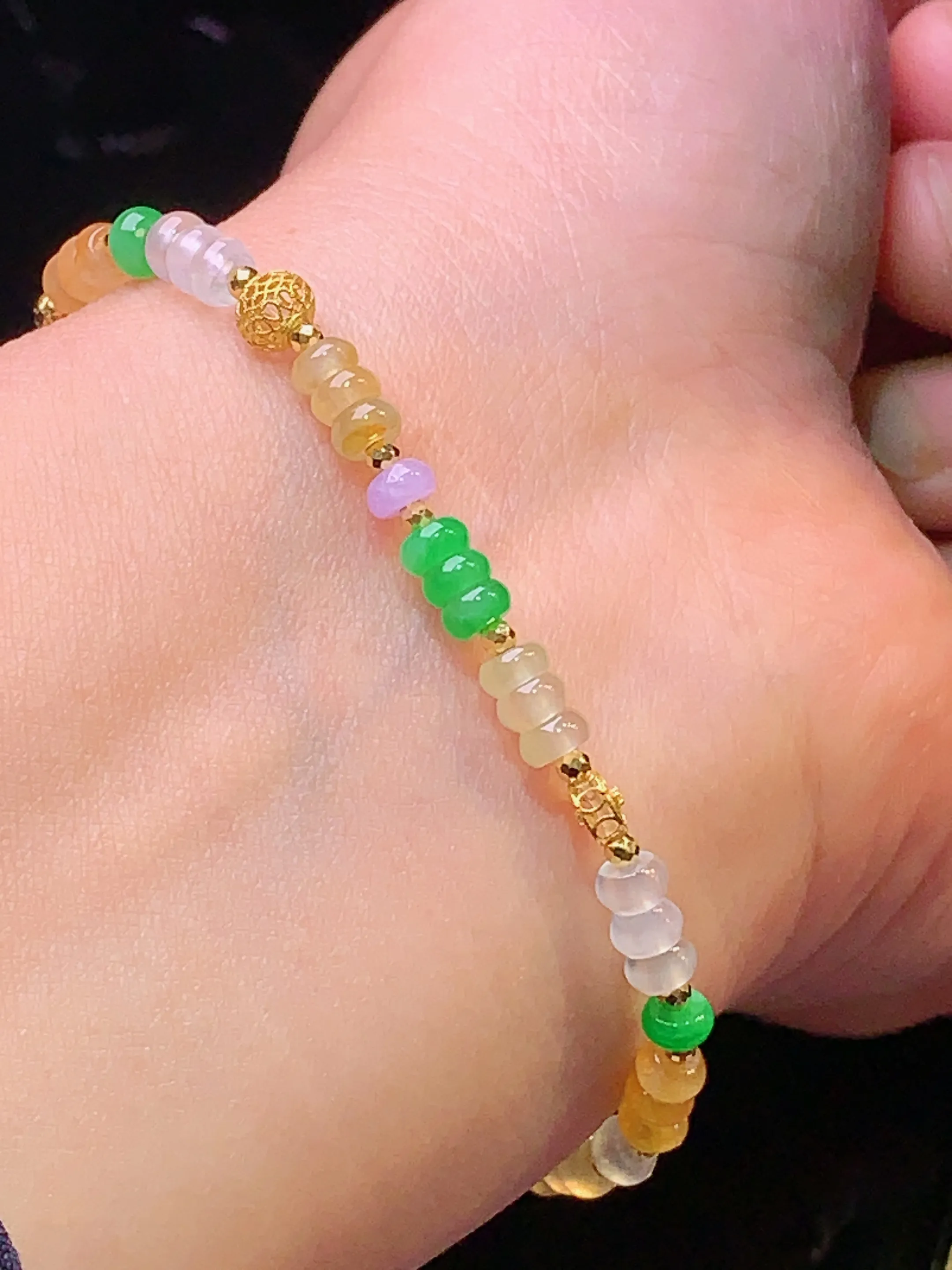 18k金钻镶嵌算盘珠三彩手链 玉质细腻 色泽清新艳丽 整体尺寸3.8*2.8