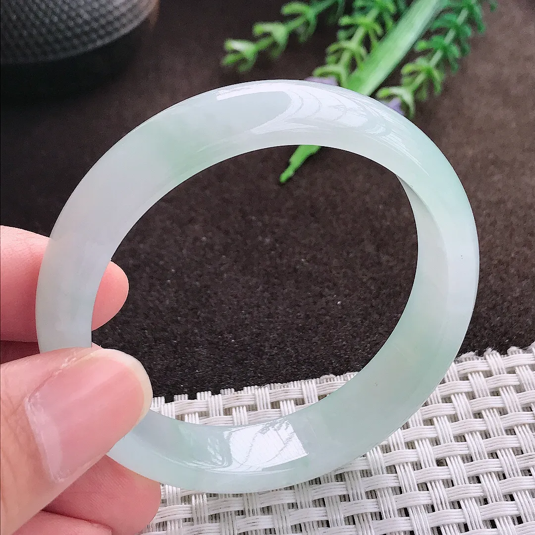 天然a货翡翠52/12.8/6.8老坑冰胶果冻飘花手镯宽小圈口翡翠玉手镯