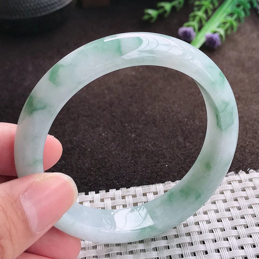 天然a货翡翠57.8/13.5/8老坑精美冰润飘花手镯宽边翡翠玉手镯