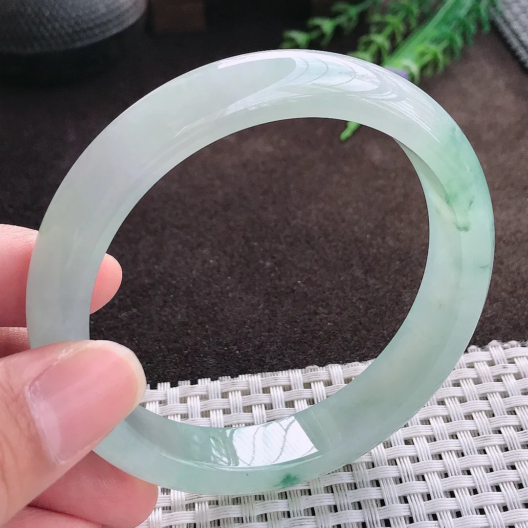 天然a货翡翠61.5/13/8.3老坑冰透果冻胶冰飘花手镯宽边翡翠玉手镯