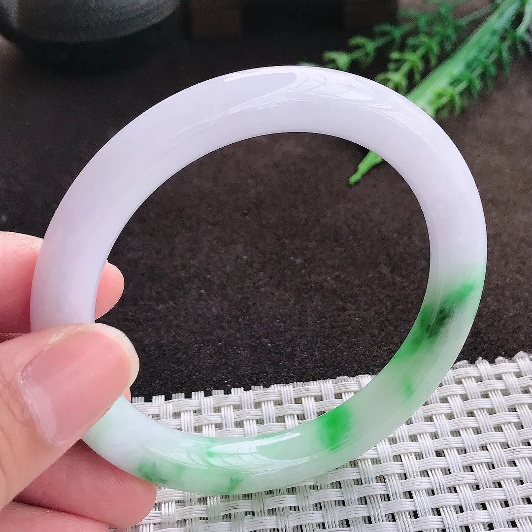 天然a货翡翠58.8/10/9.6老坑温润飘阳绿大圈口圆条手镯翡翠玉手镯