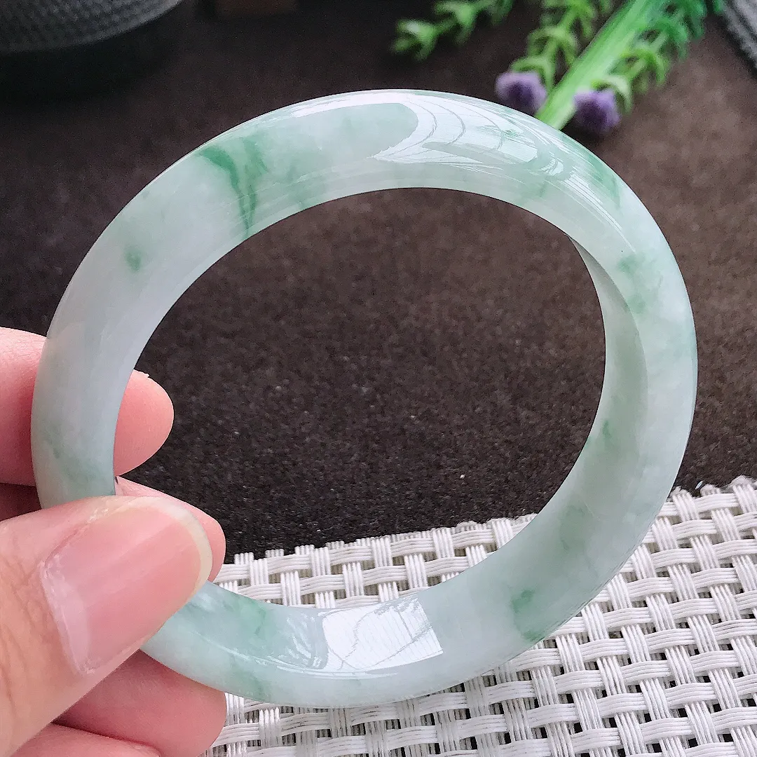 天然a货翡翠57.8/13.5/8老坑精美冰润飘花手镯宽边翡翠玉手镯