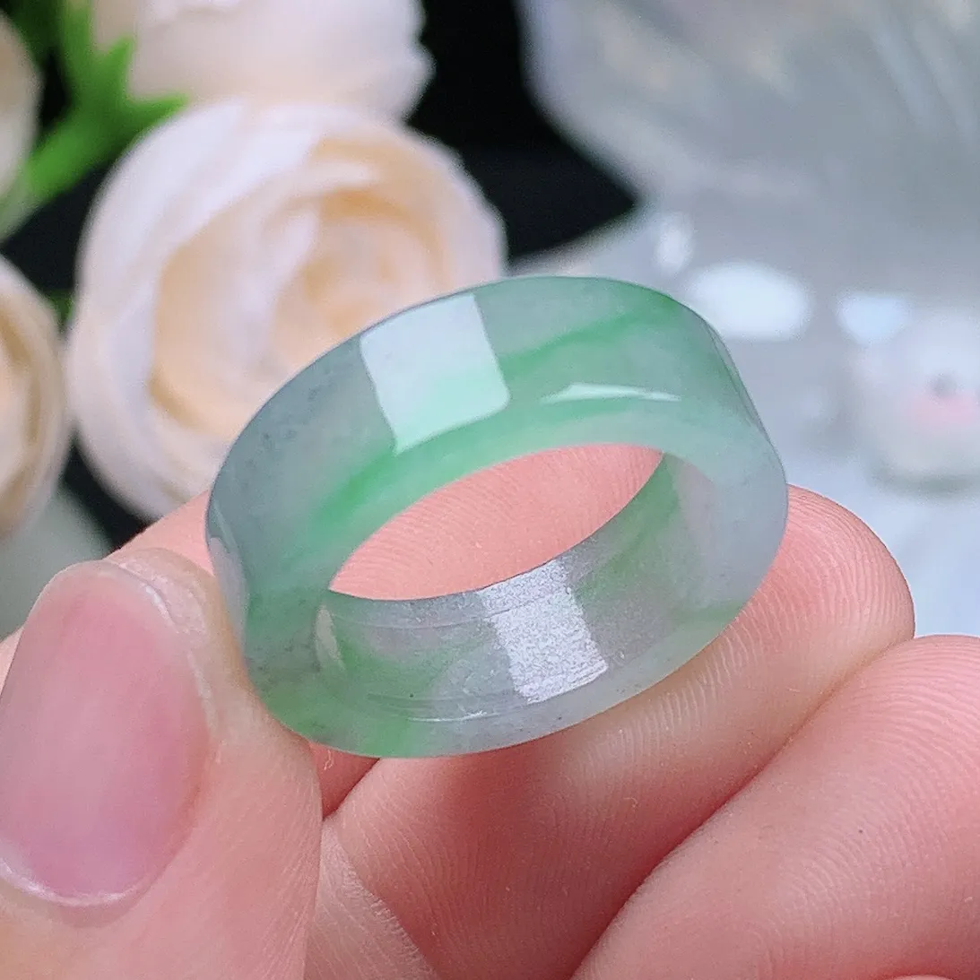 缅甸翡翠老坑冰种飘阳绿方戒戒指玉指环  水润通透 尺寸：17.1-6.8-2.9mm 14号圈口3S