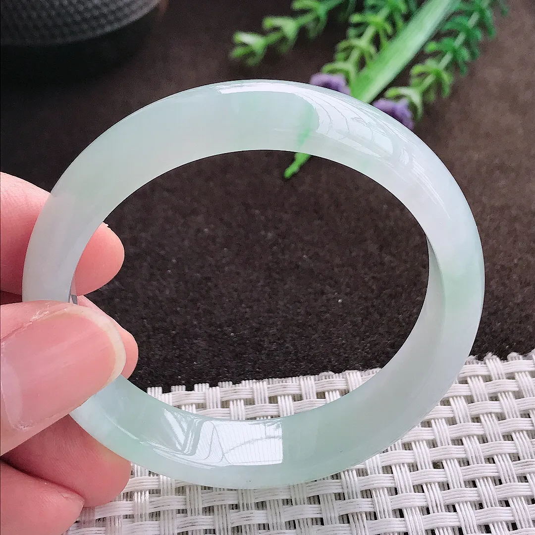 天然a货翡翠52/12.8/6.8老坑冰胶果冻飘花手镯宽小圈口翡翠玉手镯