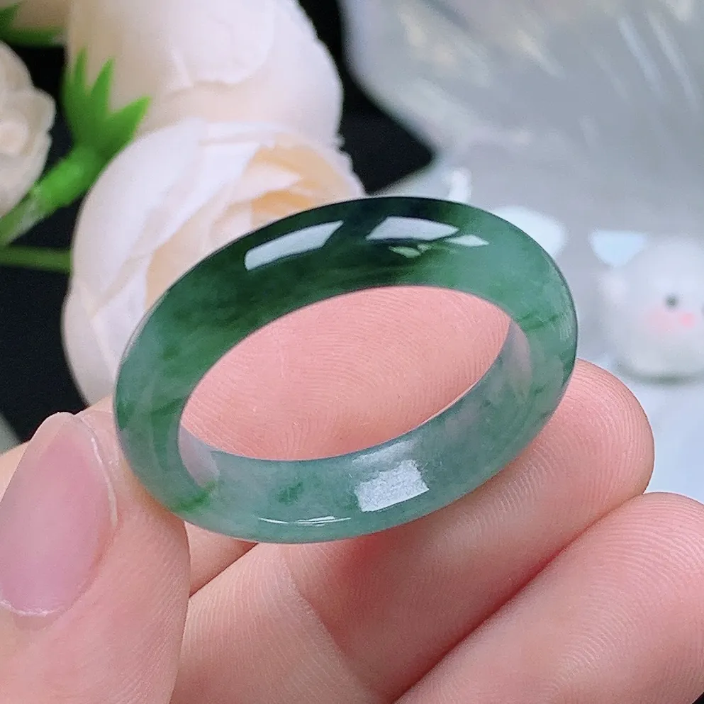 缅甸翡翠老坑种水润起胶飘花大圈口戒指玉指环  水润通透 尺寸：23.3-6.1-3.8mm 32号圈口3S