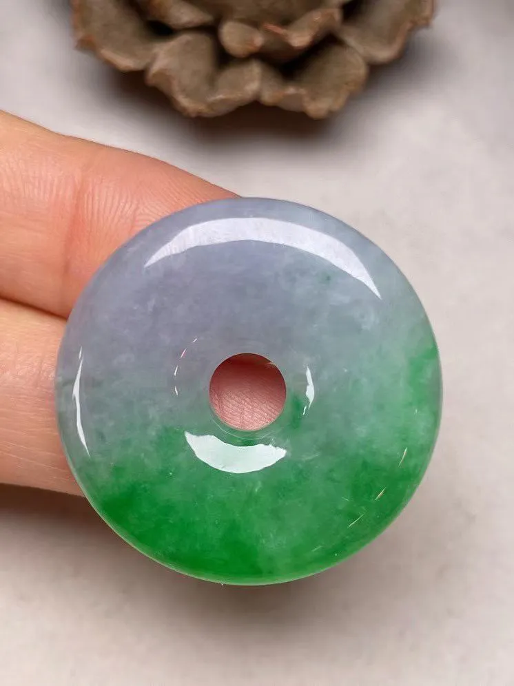 冰糯种飘绿【平安扣】吊坠，种水好，玉质细腻 ，卖相好