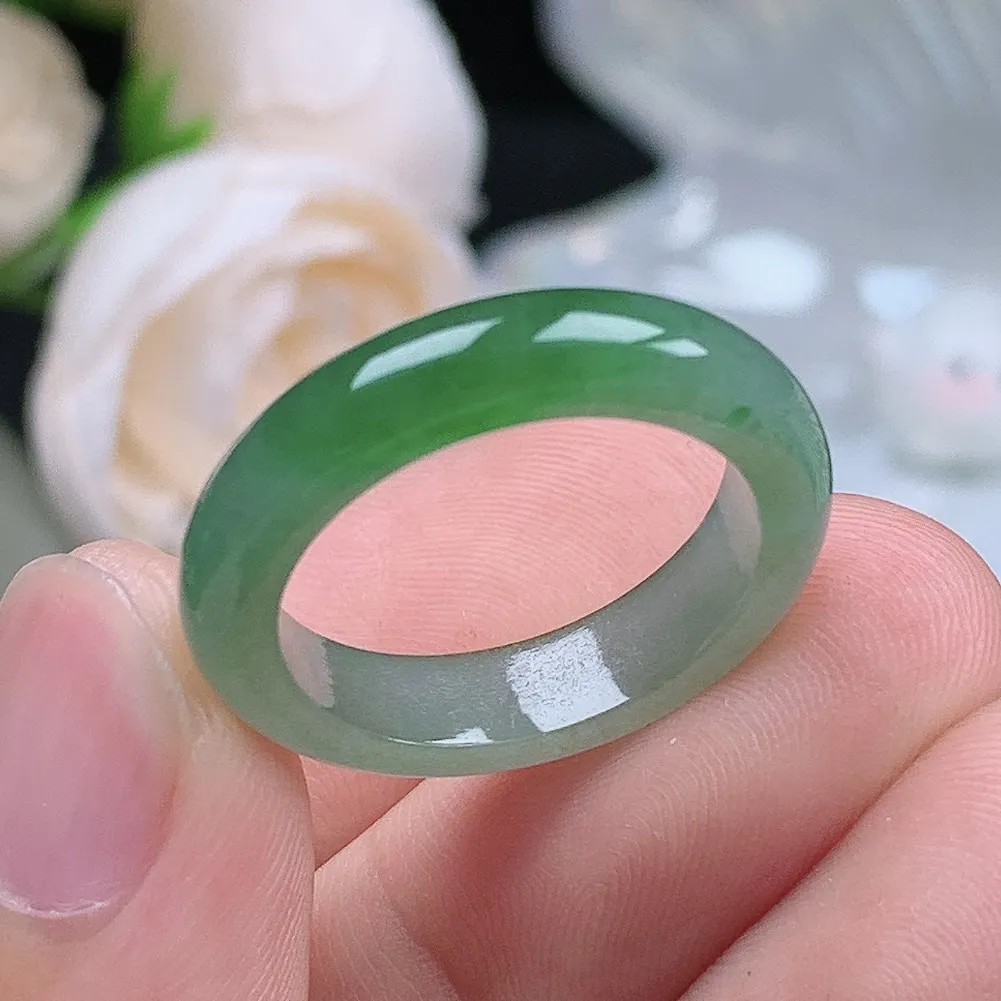 缅甸翡翠老坑种翡翠水润飘绿戒指玉指环  水润通透 尺寸：18.2-4.6-3.6mm 17-18号圈口4S