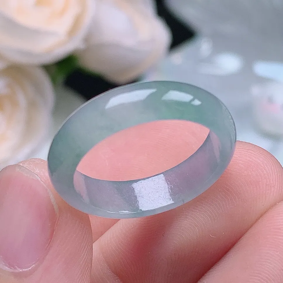 缅甸翡翠老坑种水润起胶飘花戒指玉指环  水润通透 尺寸：18.2-5.4-2.8mm 18号圈口3S