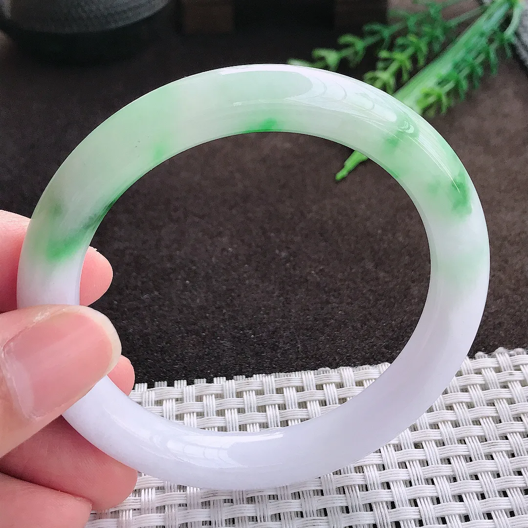 天然a货翡翠58.8/10/9.6老坑温润飘阳绿大圈口圆条手镯翡翠玉手镯