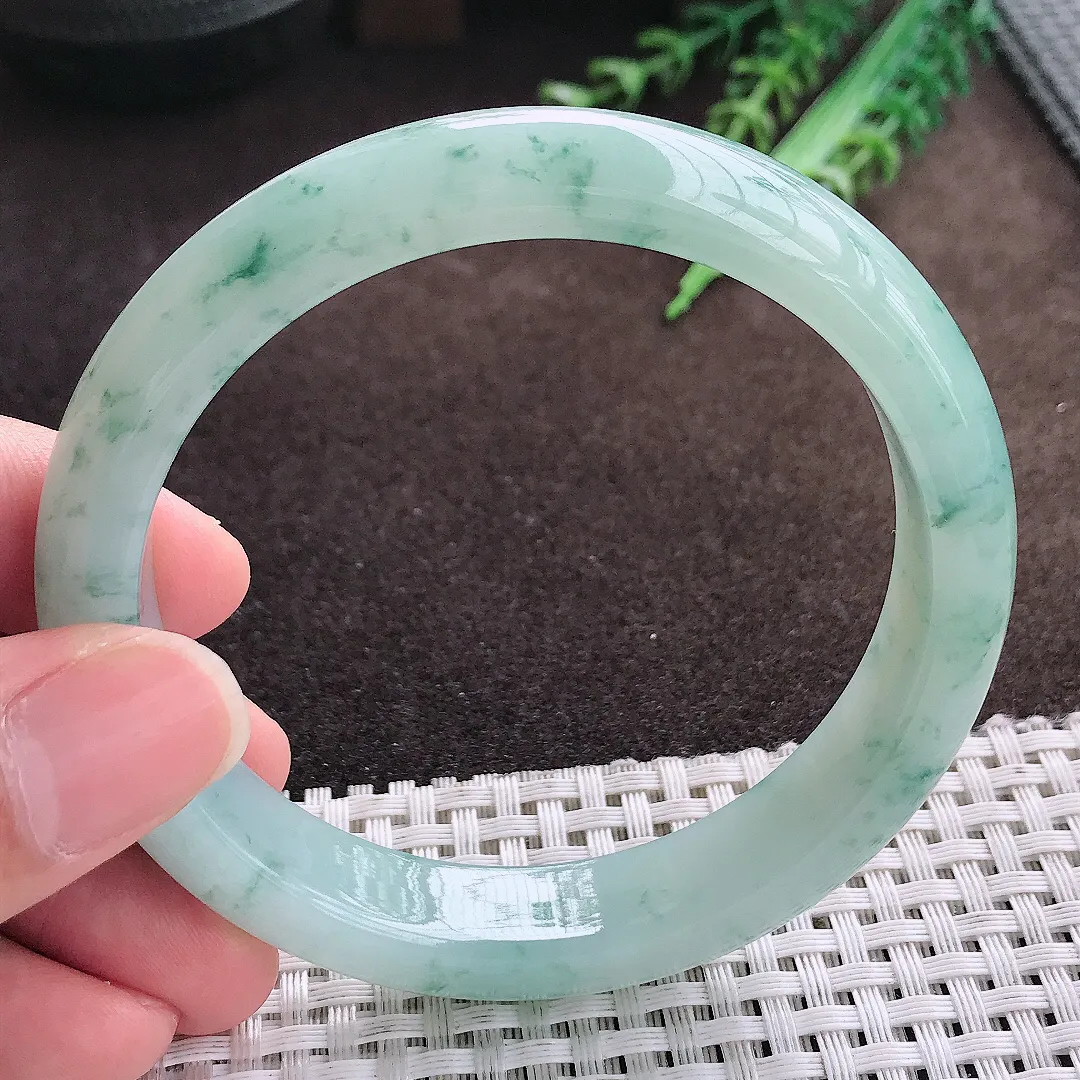 天然a货翡翠60.5/12.2/8大圈口老坑冰润起胶飘花手镯宽边翡翠玉手镯