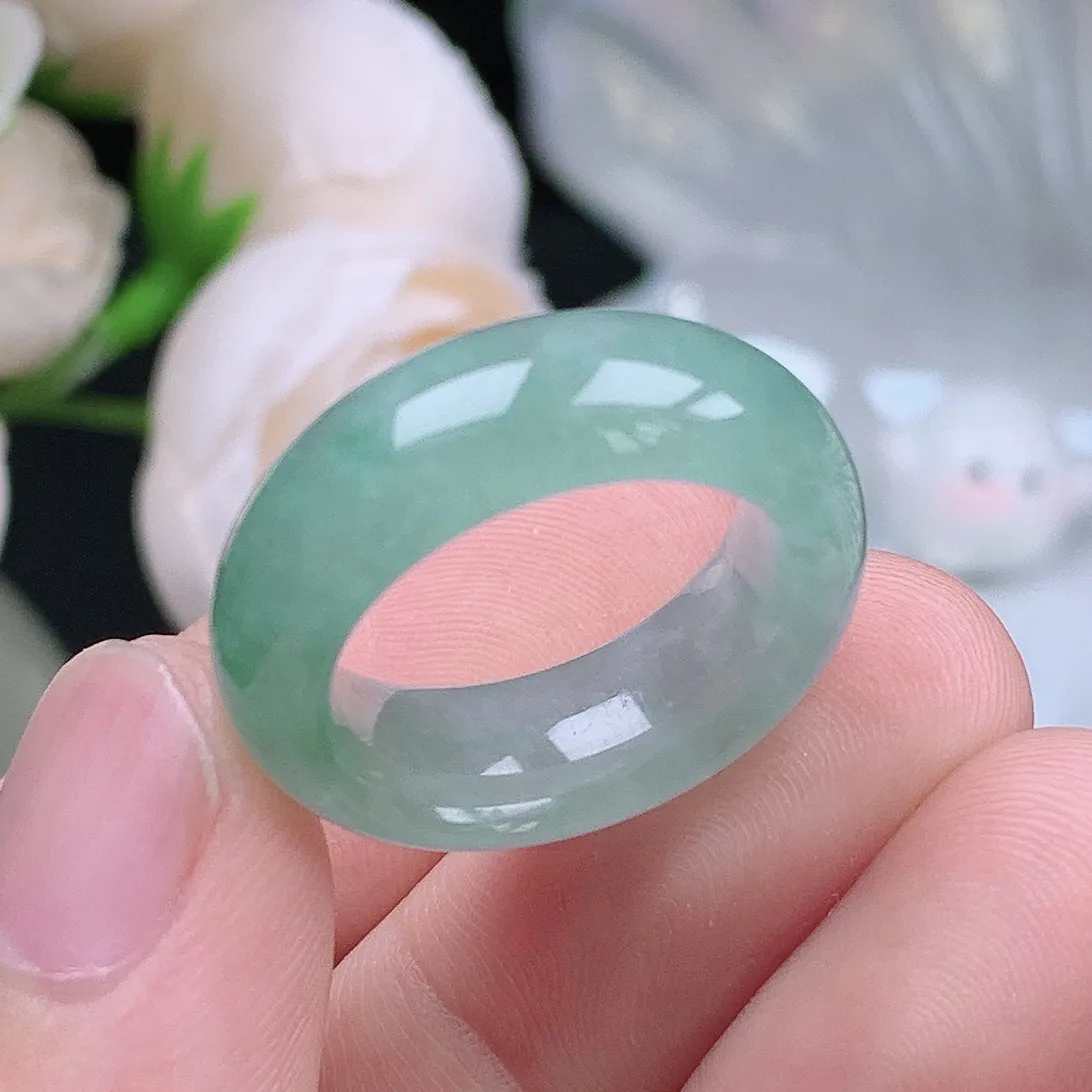 缅甸翡翠老坑种水润起胶轮胎飘绿戒指玉指环  水润通透 尺寸：17.2-7.8-4.2mm 14-15号圈口3S