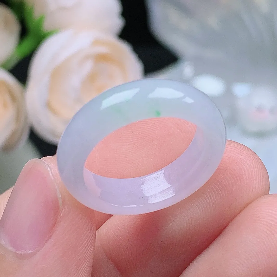 缅甸翡翠老坑种水润飘绿戒指玉指环  水润通透 尺寸：17.3-5.7-3.4mm 15号圈口3S