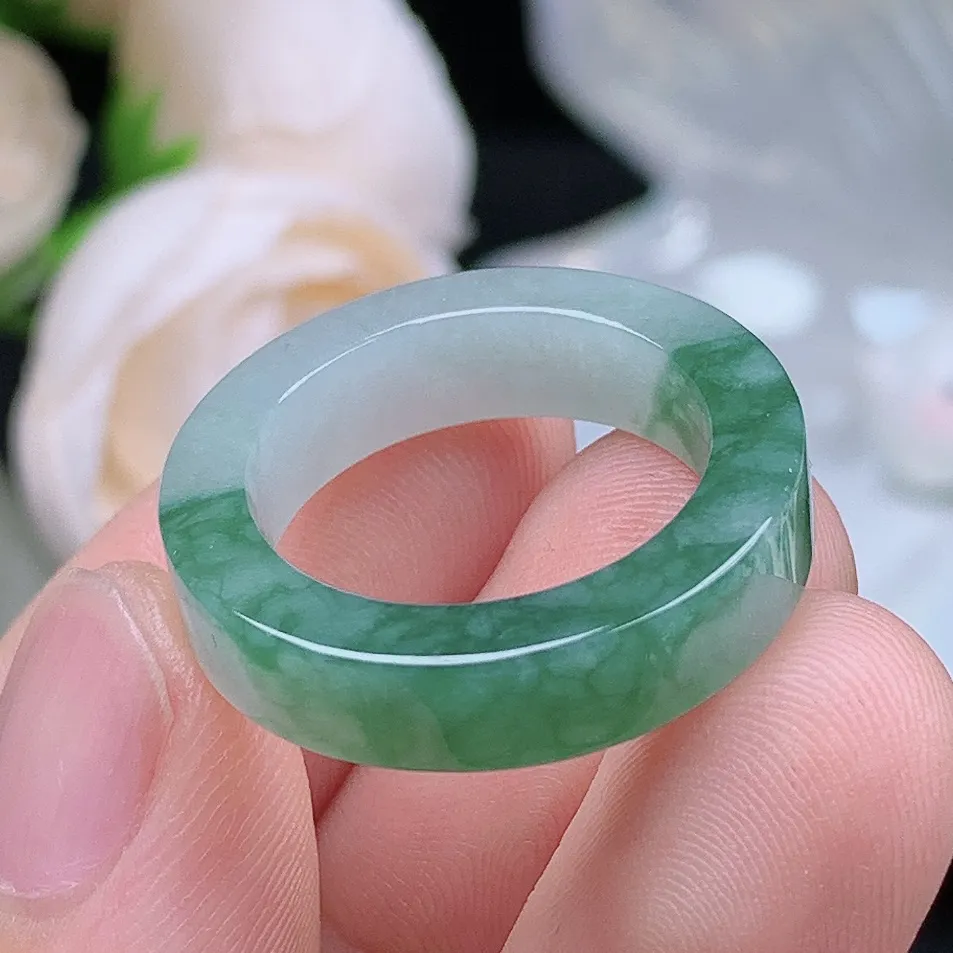 缅甸翡翠老坑种翡翠水润起胶半山水飘花方戒指玉指环  水润通透 尺寸：18.1-5.6-3.8mm 17号圈口4S