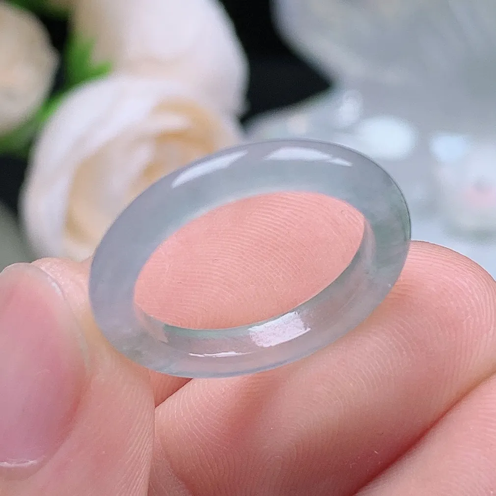 缅甸翡翠老坑冰种翡翠水润起胶细条晴底半山水戒指玉指环  水润通透 尺寸：16.5-3.2-2.9mm 12-13号圈口4S