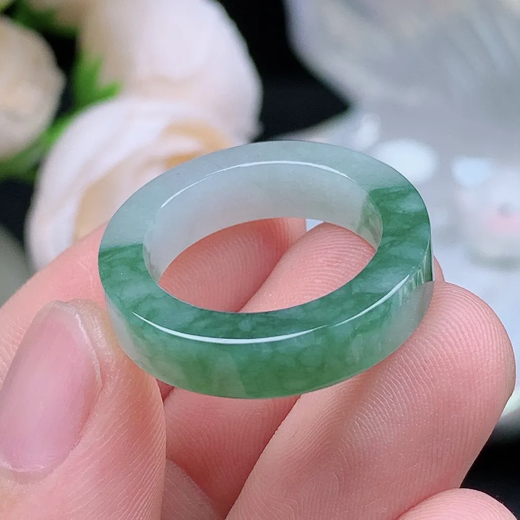 缅甸翡翠老坑种翡翠水润起胶半山水飘花方戒指玉指环  水润通透 尺寸：18.1-5.6-3.8mm 17号圈口4S